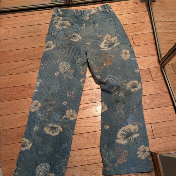 FLOWER JEANS - Picture 3 of 3